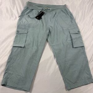 Outdoor Sports Cargo Capri Pants Women’s XXL Sage Green Hiking Travel Drawstring